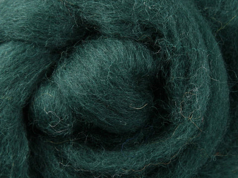 Corriedale Roving Sliver: 2.2lb Bulk Bags by Ashford