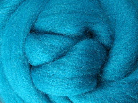 Corriedale Roving Sliver: 2.2lb Bulk Bags by Ashford