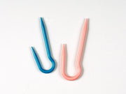 Jumbo Cable Stitch Holder Set "U" by Clover