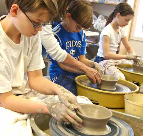 Aug.7 : Pottery Clay & Wheel